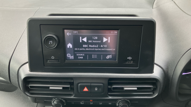 Toyota Proace City Verso 100kW Shuttle Long 50kWh 5dr Auto Electric Estate